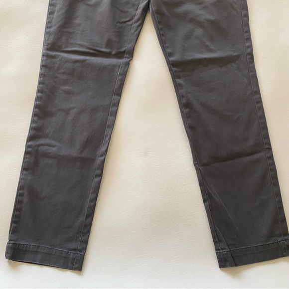 Banana Republic Men’s 36x34 (Actual 36x31.5) Fulton Skinny Chino Pants Gray - Picture 4 of 13